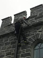 acastle 175400.jpg